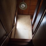 階段にも昭和の下町感が残っています。